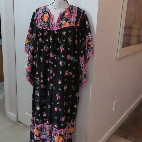 Vintage 1980s Kaftan Style Dress / MuuMuu - Picture 2 of 7